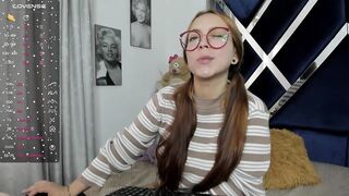 misslittlee - [Video] dance wet hidden hot wife