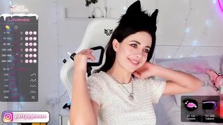 partyqhouse - [Video] big lips squirt latex hot wife