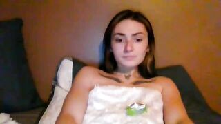 demiibear - [Video] balloons exhibition exhibition big lips