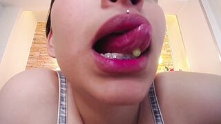 miah_b - [Video] dom party huge dildo adorable