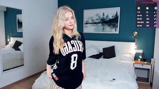 SophieDavise - [Stripchat] dildo-or-vibrator small-tits dildo-or-vibrator-teens small-tits-teens