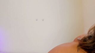 new_dee - [Stripchat] dildo-or-vibrator young white-young blowjob