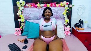 HugeMassiveBooty - [Stripchat] striptease recordable-privates african striptease-ebony