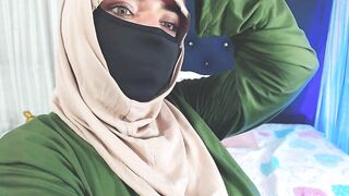 Uzra_hayed - [Stripchat] fisting-arab small-audience squirt best