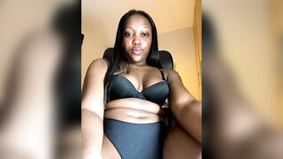 kellya_ - [Stripchat] topless big-clit recordable-privates-young shaven