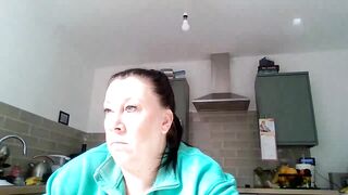 GIVEITTOOME2 - [Stripchat] middle-priced-privates-white spanking hd topless-white