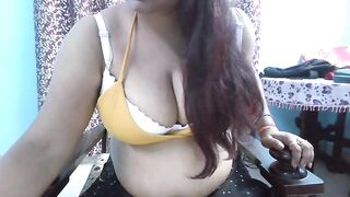 hot-saniya01 - [Stripchat] brunettes-milfs handjob anal-milfs big-ass-milfs