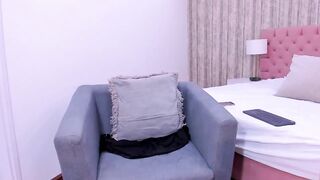 PariisRoa - [New Stripchat] shaven latin-milfs medium blowjob