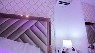 Nicolle-04 - [Hot Stripchat] striptease-latin twerk-latin doggy-style petite