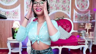 DaniCollinn - [Hot Stripchat] sex-toys petite small-audience topless