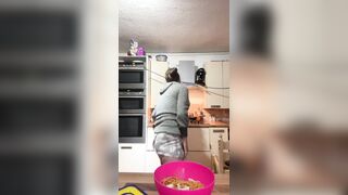 chels mchodg [New Leaks]  Video cuminpvt dance oil