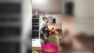 chels mchodg [New Leaks]  Video cuminpvt dance oil