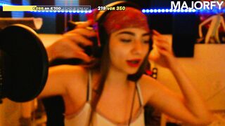 xcreamy [New Leaks]  Video nails lovenseon pussyplay