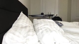 annabisoux - [Hot Chaturbate] domi petite kissing feet