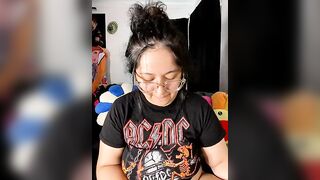 MsConejitaa - [Live Stripchat] shaven small-audience latin-young spanking