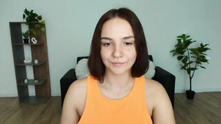 OliviaMontgomery - [Live Stripchat] white-teens brunettes humiliation brunettes-teens