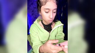 Im-Emmaa - [Live Stripchat] spanish-speaking trimmed-latin jerk-off-instruction topless