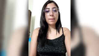 Alice_R - [Live Stripchat] erotic-dance latin small-tits-young medium