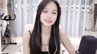 Doris2024 - [Live Stripchat] petite doggy-style twerk-asian big-ass-asian