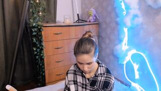 BreeBown - [Live Stripchat] hd big-tits moderately-priced-cam2cam yoga