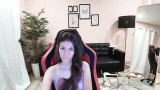 upssnowy - [Live Stripchat] striptease-white hd portuguese flashing