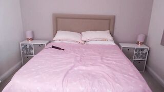 AnnaRaye - [Live Stripchat] white-mature interactive-toys cam2cam middle-priced-privates-white