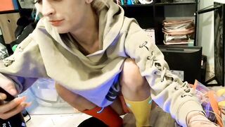 watermellonpussy - [Live Stripchat] camel-toe gagging striptease flashing