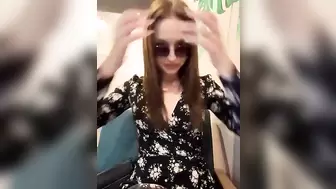 Porn Videos with molly_muer