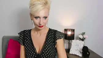 Porn Videos with crystalhotty