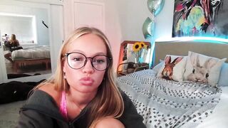 lexifeverr - [Live Stripchat] small-tits-white dirty-talk big-ass big-ass-white