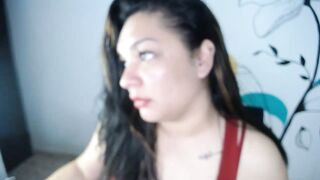 Mom_ginger - [Live Stripchat] foot-fetish hairy-armpits curvy-milfs big-ass-milfs