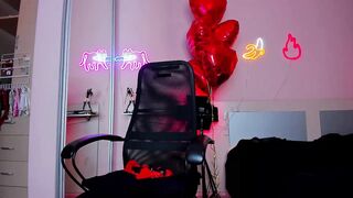 Slemgem - Porn Video [Bongacams]: home, popular internet personality, lovely décolletage