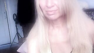 victoria71 - Porn Video [Bongacams]: naked lines, closeup, shapely legs