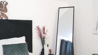 SeniGrande - Porn Video [Bongacams]: popular internet personality, perfect symmetry, lovely goddess