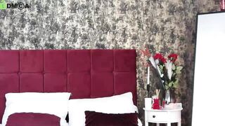 NayaraMoore - Porn Video [Bongacams]: sensual chest, ravishing posterior, curvaceous beauty