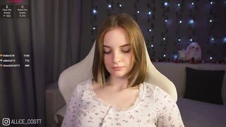 1-Babyfox - Porn Video [Bongacams]: masturbate, flashing ass, quick flirt session