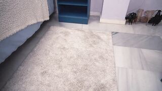 new1dee - Porn Video [Bongacams]: captivating glutes, delicate lines, naked bust