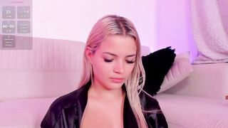 Aisha-engel - Porn Video [Bongacams]: engaging performer, fucks herself, irresistible form