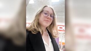 Likachkaa - Porn Video [Bongacams]: enchanting beauty, enviable frame, curvaceous allure