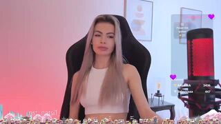 natalimuur - Porn Video [Bongacams]: dynamic broadcaster, perfectly shaped décolletage, breathtaking vision