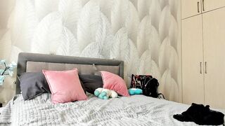 Bambiiiii - Porn Video [Bongacams]: cam model, girl alone, elegant beauty