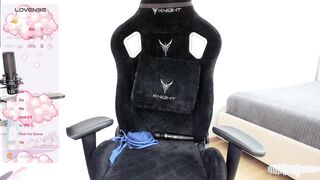 Sky-QueenI - Porn Video [Bongacams]: enchanting waistline, 10 minute cam show, chat