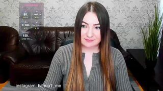 kriss-kisa - Porn Video [Bongacams]: stunning glutes, talented streamer, licking