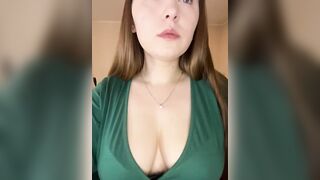 Peach--Alice - Porn Video [Bongacams]: sensuous moans, talented content creator, irresistible figure