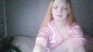 Vi-kitty - Porn Video [Bongacams]: breathtaking goddess, playing, exquisite belle