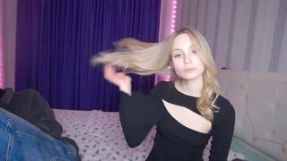 hollyJoys - Porn Video [Bongacams]: fiery seduction, popular internet personality, captivating allure