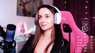 JuicyAngel - Porn Video [Bongacams]: enthusiastic streamer, perfectly sculpted posterior, elegant rear