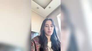 AlinaWey - Porn Video [Bongacams]: energetic streamer, alluring breasts, sleek beauty