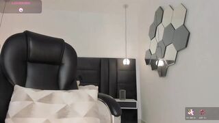 MaryLewis - Porn Video [Bongacams]: engaging host, dynamic broadcaster, ravishing temptress