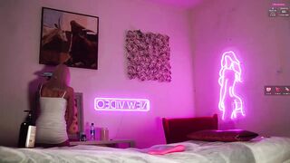 NikitaBianchi - Porn Video [Bongacams]: 10 minute cam show, stunning booty, radiant ass